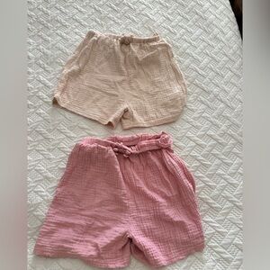 SHEIN Pink and Cream Girls' Textured Gauze Shorts Set
